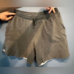 Men’s casual shorts